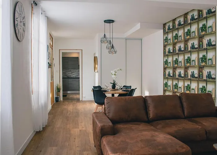 T2 Bedinsaumur Loire Chateau Confort *